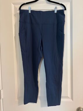 32 Degrees Navy Blue High-Waist Leggings with Side Pockets